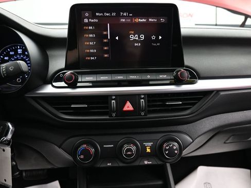 Used 2023 Kia Forte LXS image 17