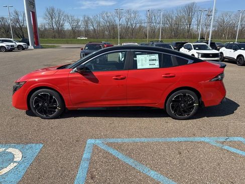 New 2026 Nissan Sentra SR image 4