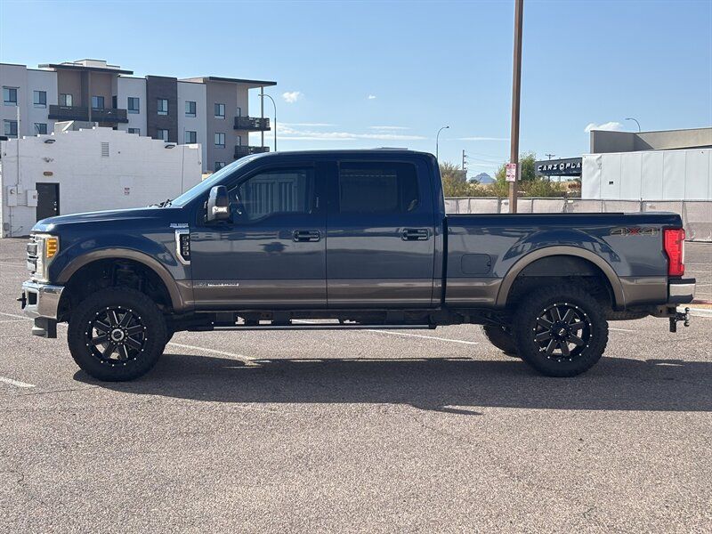 Used 2017 Ford F350 Lariat w/ Lariat Value Package AWD/4WD image 7