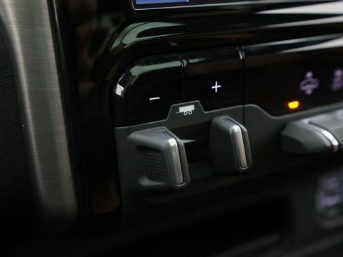 Used 2022 RAM 1500 Limited RWD image 30