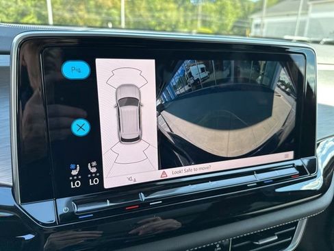 New 2026 Volkswagen Atlas Cross Sport SE image 20