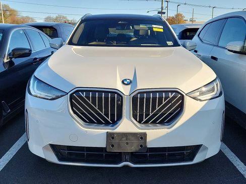 Used 2026 BMW X3 xDrive30 w/ Premium Package image 2