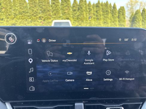 Used 2025 Chevrolet Equinox LT AWD/4WD image 25