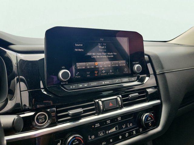 Used 2023 Nissan Pathfinder SV FWD image 32