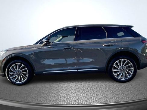 Used 2025 Lincoln Corsair Reserve FWD image 8