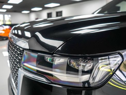 Used 2024 Cadillac Escalade Luxury RWD image 9