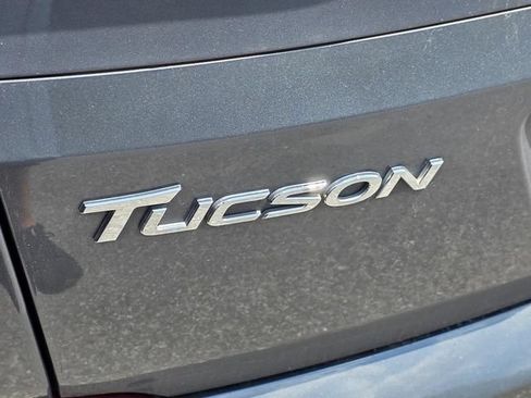 Used 2017 Hyundai Tucson Sport FWD image 16