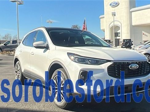 New 2025 Ford Escape SE w/ PHEV Premium Package image 1