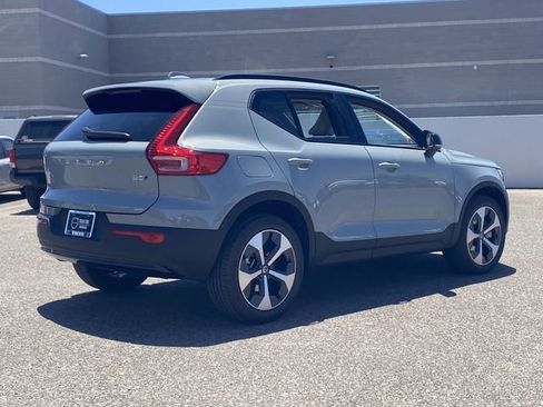 New 2026 Volvo XC40 B5 Plus w/ Protection Package Premier image 7