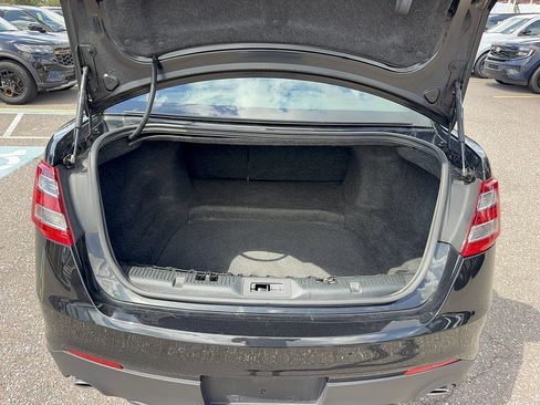 Used 2014 Ford Taurus Limited w/ Equipment Group 301A FWD image 7
