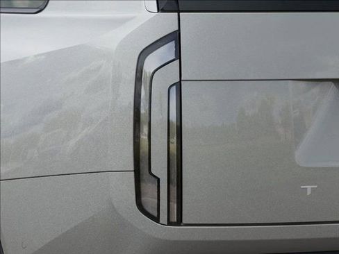 New 2027 Kia Telluride S image 11