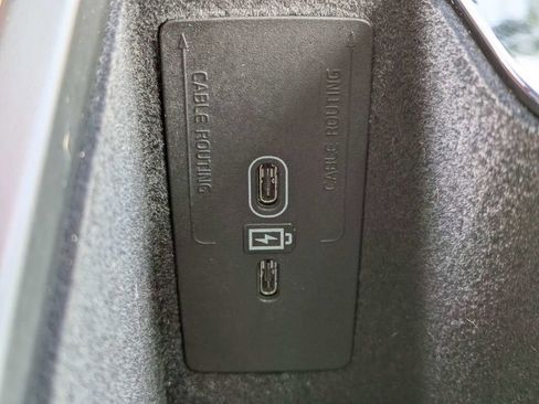 Certified 2023 Volvo XC60 B5 Ultimate AWD/4WD image 30
