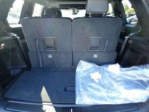 New 2025 Jeep Grand Cherokee L Altitude image 4