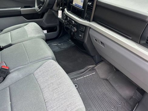 Used 2025 Ford F350 XLT w/ 360-Degree Camera Package AWD/4WD image 18