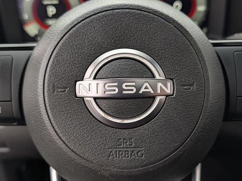 Used 2023 Nissan Rogue Platinum AWD/4WD image 27