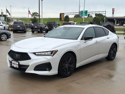 Used 2021 Acura TLX w/ A-SPEC Package FWD image 4