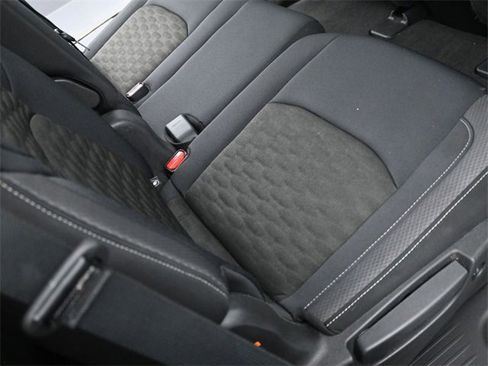 Used 2024 Nissan Pathfinder SV w/ Lighting Package (N92) image 31