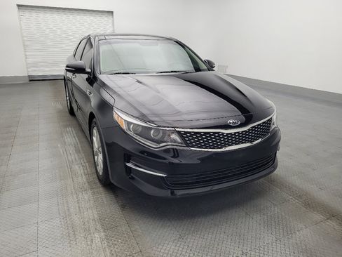 Used 2018 Kia Optima EX w/ Premium Package image 14