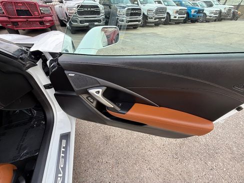 Used 2018 Chevrolet Corvette Stingray Coupe w/ 2LT Preferred Equipment Group image 15