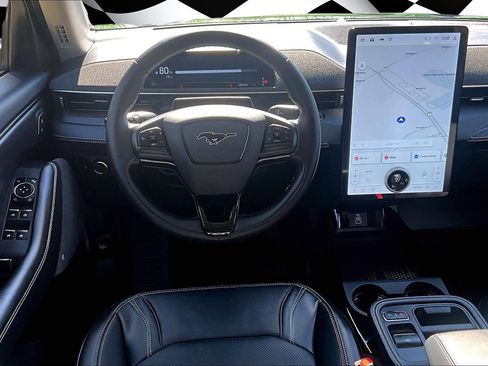 Used 2025 Ford Mustang Mach-E Premium image 5