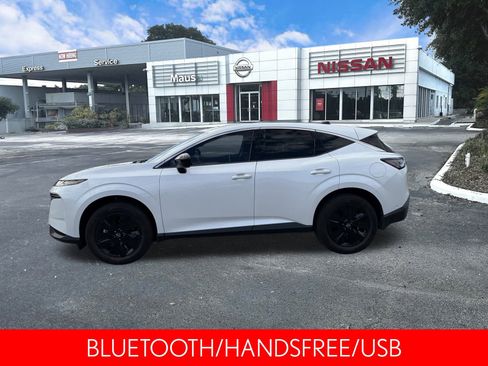 Certified 2025 Nissan Murano SV image 6