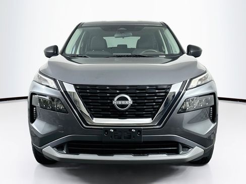 Used 2023 Nissan Rogue S AWD/4WD image 2