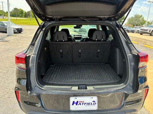 Used 2023 Chevrolet TrailBlazer RS w/ Convenience Package FWD image 10