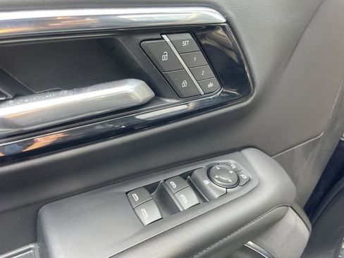 Used 2025 Chevrolet Tahoe Z71 image 13