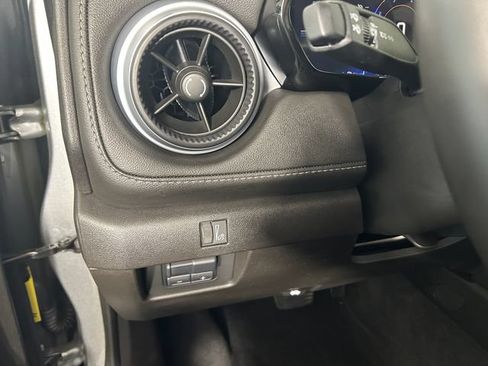 Used 2025 Chevrolet Colorado LT w/ Advanced Trailering Package AWD/4WD image 19