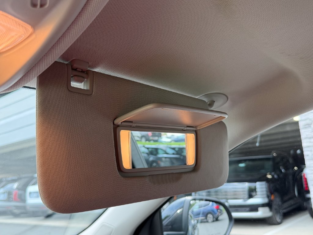 Used 2024 Buick Encore GX Sport Touring FWD image 30