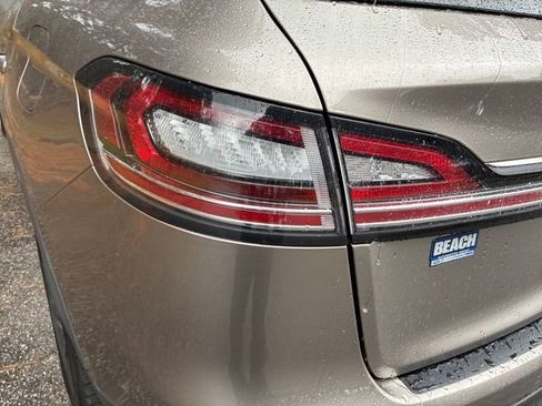 Used 2020 Lincoln Nautilus Reserve w/ Equipment Group 201A image 14