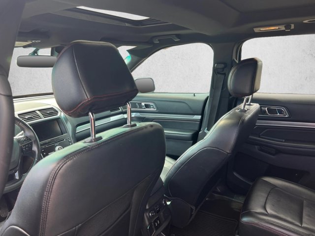 Used 2016 Ford Explorer Sport w/ Equipment Group 401A AWD/4WD image 17
