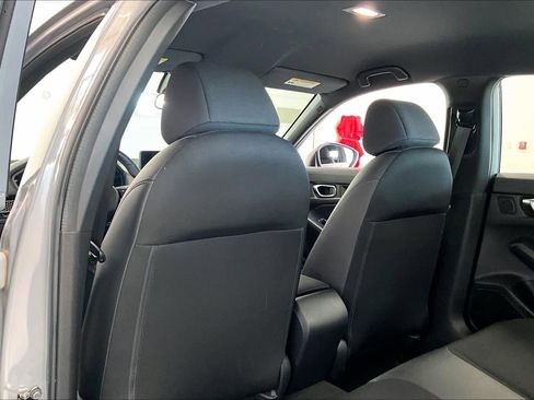 Used 2025 Honda Civic Sport image 11