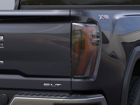 New 2026 GMC Sierra 2500 SLT image 11