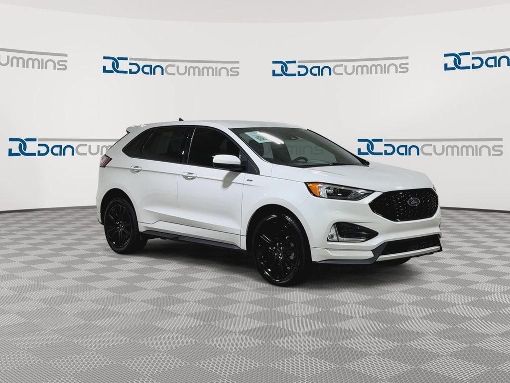 Used 2024 Ford Edge ST-Line w/ Class II Trailer Tow Package AWD/4WD image 2