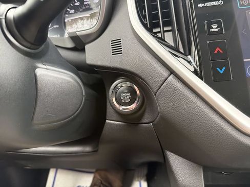 Used 2025 Subaru Ascent Premium AWD/4WD image 17