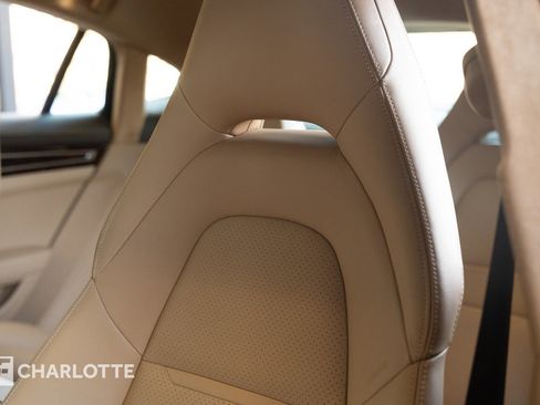 Used 2023 Porsche Panamera GTS image 18