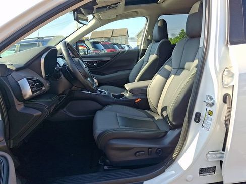 Used 2025 Subaru Outback Onyx Edition XT AWD/4WD image 15