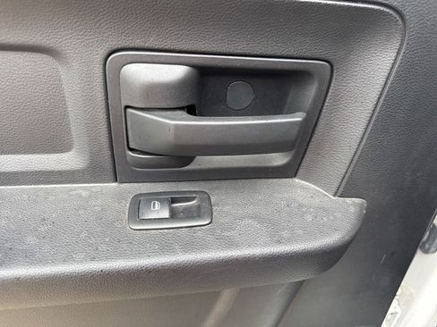 Used 2016 RAM 1500 Express image 20