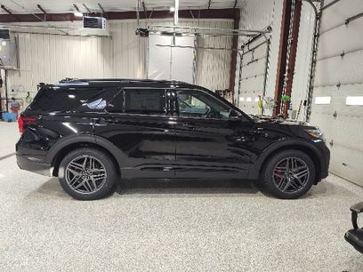New 2026 Ford Explorer ST-Line w/ ST-Line Street Pack