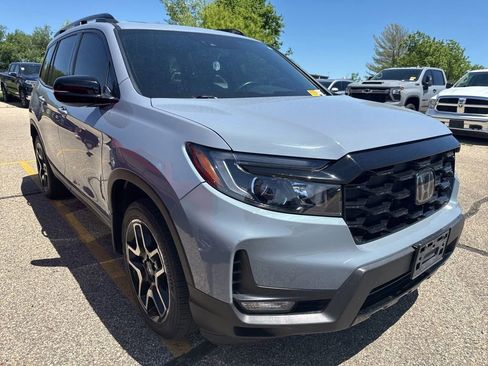 Used 2022 Honda Passport Elite image 3