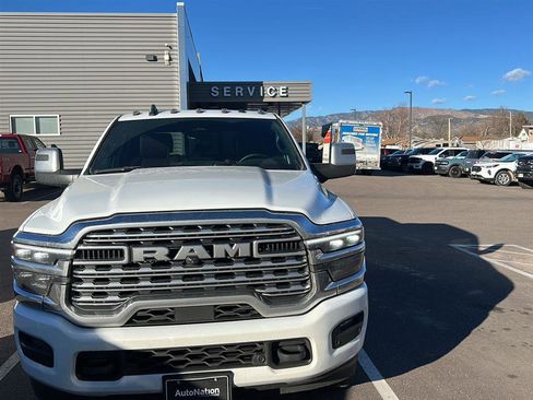 Used 2025 RAM 2500 Limited image 3