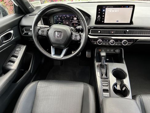 Used 2025 Honda Civic Sport Touring image 19