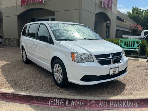 Used 2014 Dodge Grand Caravan SE w/ Quick Order Package 29E SE FWD image 6