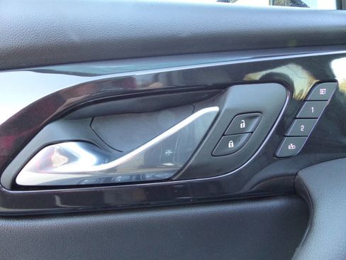 Used 2025 Chevrolet Blazer RS w/ Enhanced Convenience Package image 18