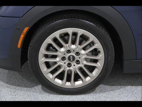 Certified 2025 MINI Cooper S FWD image 23