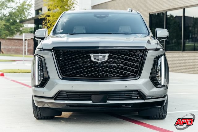 Used 2026 Cadillac Escalade Platinum Sport AWD/4WD image 14
