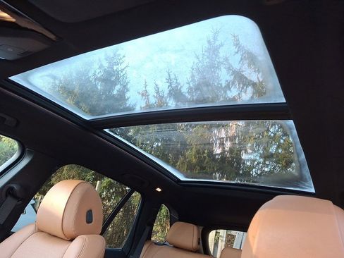 Used 2021 BMW X5 xDrive40i w/ Convenience Package image 9