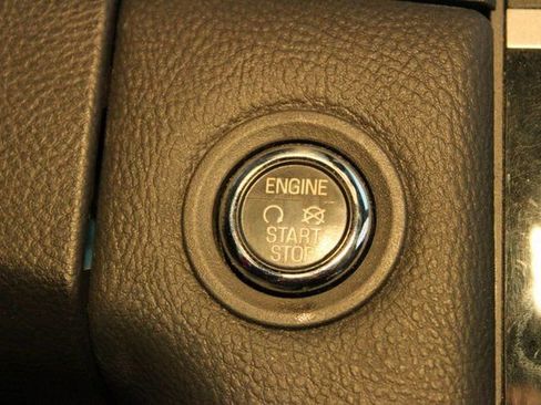 Used 2016 Ford Taurus Limited w/ Driver Assist Package image 20