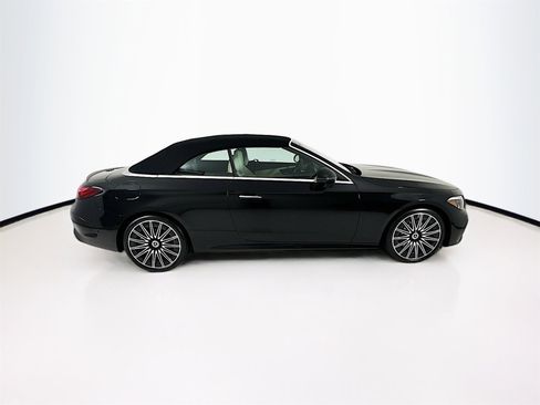 New 2026 Mercedes-Benz CLE 300 4MATIC Cabriolet image 9